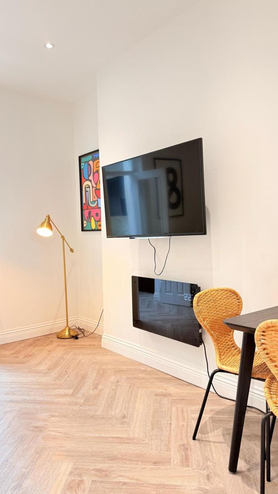 Stylish Close To Center Zone 2